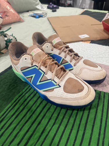 White Men's Size M 11.0 (W 12.0) New Balance 3000v7 Metal (Used)