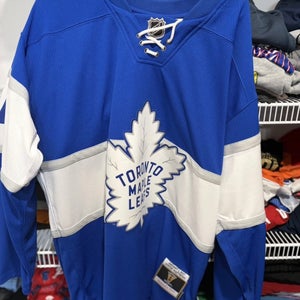 Men's Auston Matthews 2017 Mitchell & Ness Toronto Maple Leafs Jersey XL Used