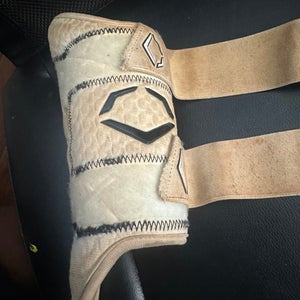 White EvoShield Hand guard Shin Guards (Used)