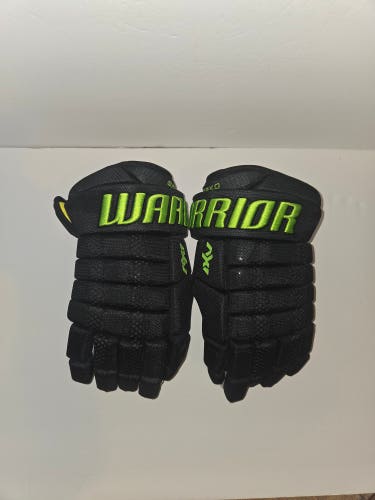 Dallas Stars Blackout Warrior Covert AX1 Pro Gloves 14" Pro Stock (USED)