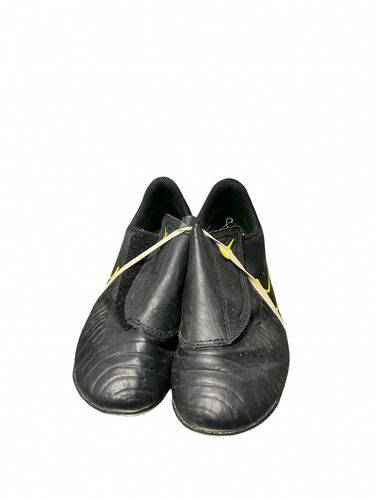 Used Nike Soccer Cleats Black Youth 13.5 11834-S000054532