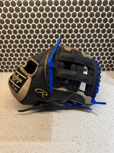 Rawlings Heart of the Hide RH Baseball Glove 11.75" (Used)