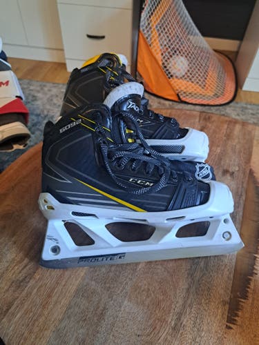 CCM Tacks 6092 Hockey Goalie Skates Regular Width Size 4.5 (Used)