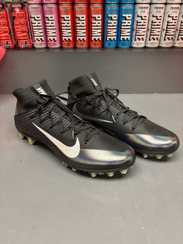 Men's Size M 16.0 (W 17.0) Nike Mid Top Trainers (New)