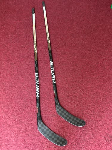 Senior Bauer Vapor Hyperlite Left Hand Hockey Stick P28M 82 Flex (New) item#UP11
