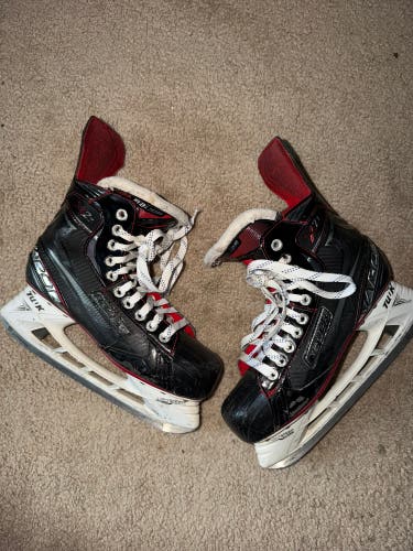 2019 Bauer Vapor X2.7 Hockey Skates Regular Width 8 (Used)