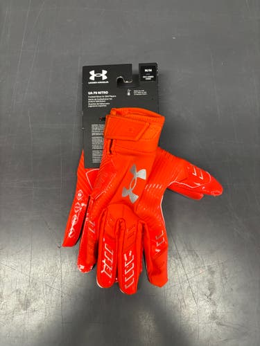 Orange Medium Adult Under Armour F9 Nitro Gloves (New)