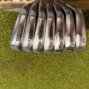 Srixon ZXi7 4-PW Iron Set, Dynamic Gold Mid 115 Stiff Flex, RH