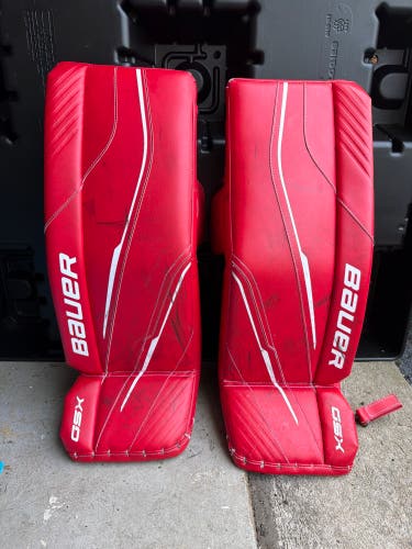 Red 28" Junior Bauer GSX Goalie Leg Pads (Used)