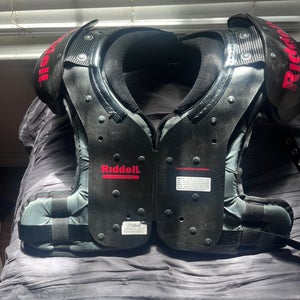 Large Youth Riddell Shoulder Pads (Used)
