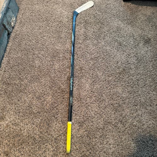 Intermediate Bauer Proto-R Right Handed Hockey Stick 65 Flex (Used)