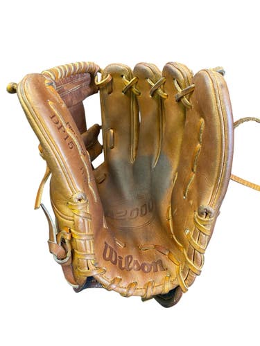Used Wilson A2000 DP15 BB/SB Glove RH Throw Brown 11 1/2" 11602-S000112114
