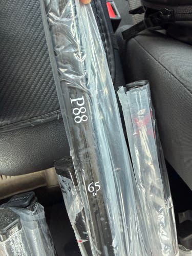 Intermediate Bauer Vapor Team Left Hand Hockey Stick P92 65 Flex (New)