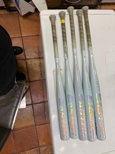 Demo Easton Ghost Unlimited Composite Bat