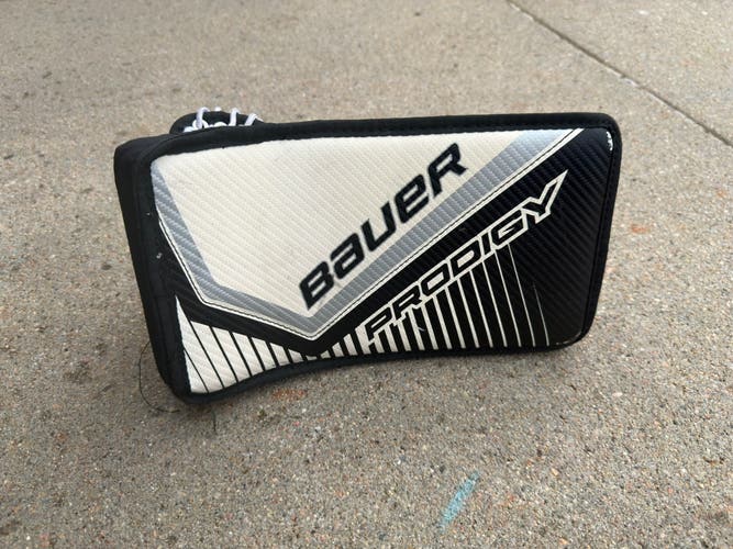 Bauer Prodigy Full Right (Used)