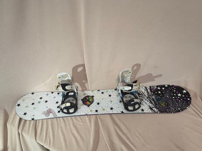 Unisex Ride Radiant Snowboard All Mountain With Bindings 148 cm (Used)