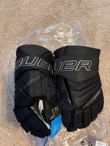 Bauer Vapor Flylite Gloves 14"