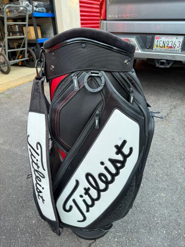 Unisex Titleist Players 4 Bag (Used)