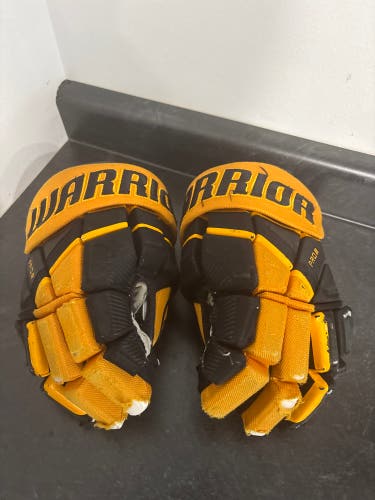 Warrior Pro Series II Gloves 13" (Used)