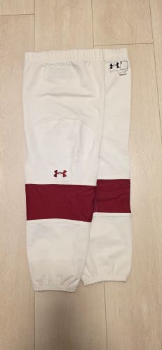 White/Maroon Under Armour Large Socks NCAA Pro Stock (Used)
