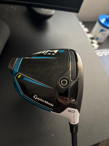 Men's TaylorMade SIM2 Max Right Handed Driver Stiff Flex 9 Loft Graphite Shaft (Used)