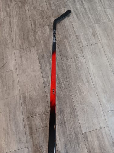 Senior CCM Jetspeed FT860 Right Handed Hockey Stick P28 85 Flex (New)