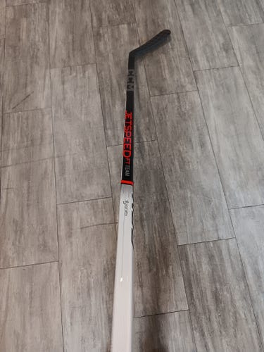 Senior CCM JetSpeed FT6 Team Right Handed Hockey Stick P29 70 Flex (New)