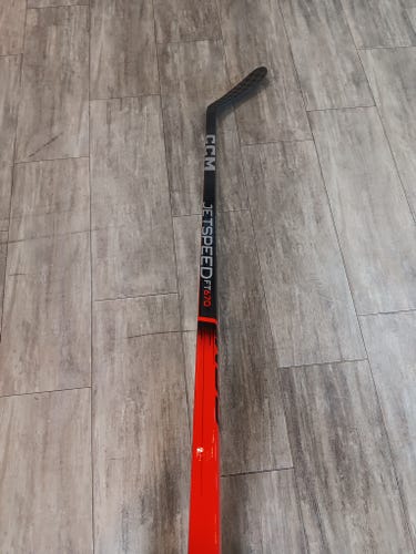 Senior CCM JetSpeed FT670 Right Handed Hockey Stick P28 75 Flex (New)