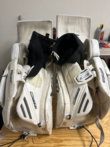 35+1 2022 Brian's Optik X2 Goalie Leg Pads (Used)