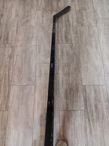 Senior CCM Ribcor 96K Right Handed Hockey Stick P29 85 Flex (New)
