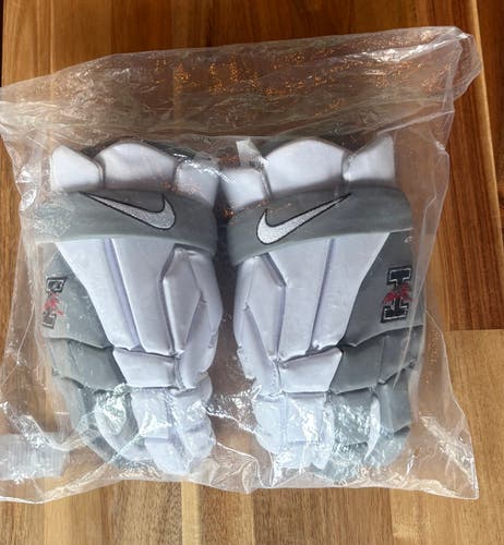 Nike Vapor Pro Lacrosse Gloves (New)