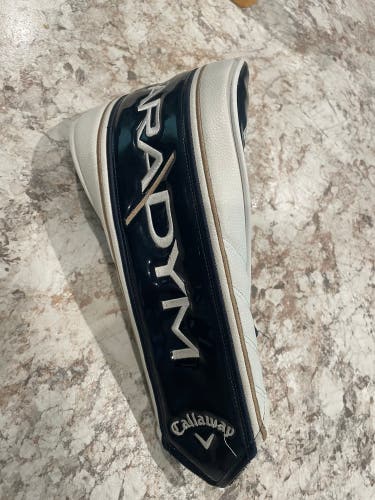Callaway Paradym driver head cover