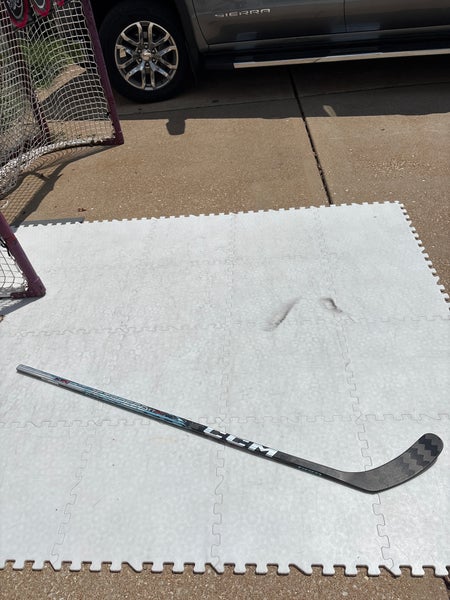 Intermediate jet speed ft9 Left Hand Hockey Stick P29 55 Flex (New)