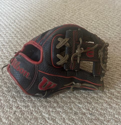 2025 Wilson A2000 RH Infield Baseball Glove 11.5" Spin Control and Super Snake Skin (Used)