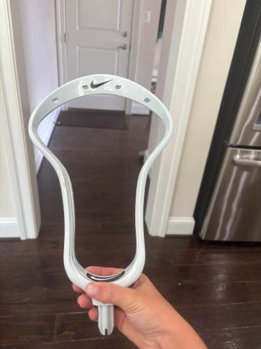 Nike CEO 3 Head (New)