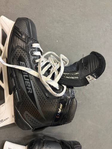 2024 Bauer Pro Hockey Goalie Skates size 9 Fit 2 (Used)