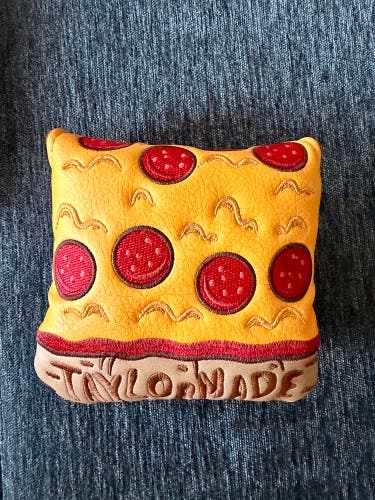 TaylorMade putter cover limited edition