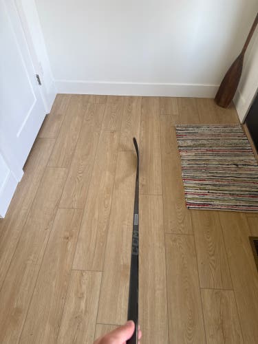 Senior CCM FT Ghost Right Handed Hockey Stick P29+1/4 70 Flex (New)