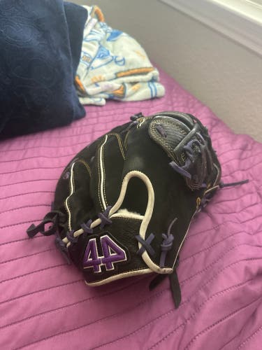 2025 44 Pro CF RH First Base Baseball Glove 12.75" (Used)