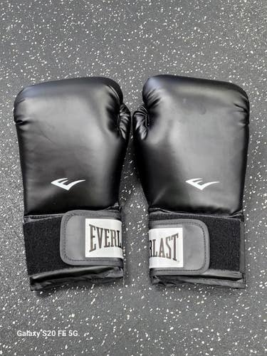 Used Everlast Boxing Gloves Black Senior 11849-S000042227