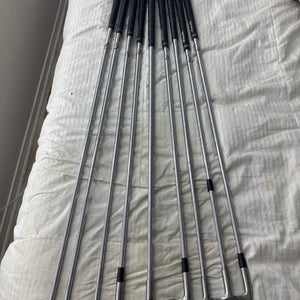 Men's MacGregor Right Handed Clubs 36" no driver or sw (Used)