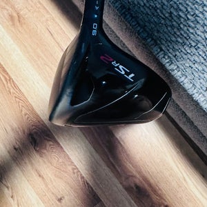 Men's 2022 Titleist TSR2 Right Handed Driver Stiff Flex 9 Loft Graphite Shaft (Used)