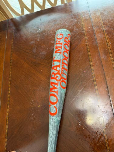 Combat MFG Spec A1 Alloy BBCOR Certified Bat (-3) 28 oz 31" (Used)