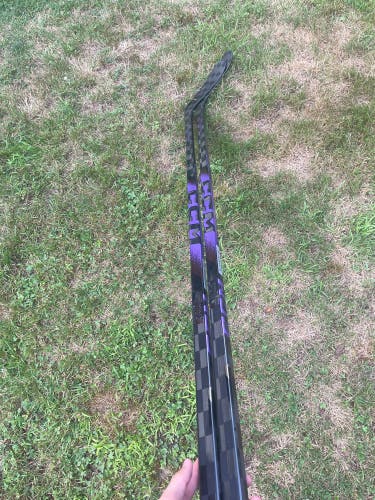 2 Pack - Senior CCM Ribcor Trigger 10 Pro Right Handed Hockey Stick P28 75 Flex (New)