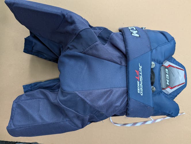 Junior Medium CCM JetSpeed FT390 Hockey Pants (Used)