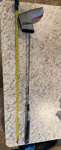 Unisex 2025 Scotty Cameron Studio Blade Right Handed Putter 35" (New)