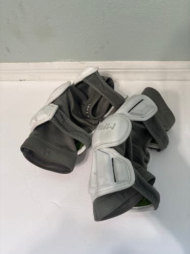 Maverick max arm pads