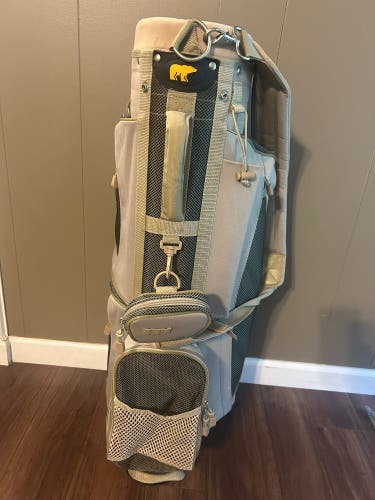 Women's Golden Bear Carry Bag (Used)