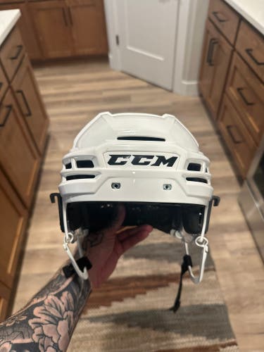 Medium CCM Super Tacks X Helmet (Used)