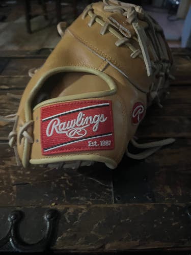 2025 Rawlings Heart of the Hide RH First Base Baseball Glove 13" (Used)